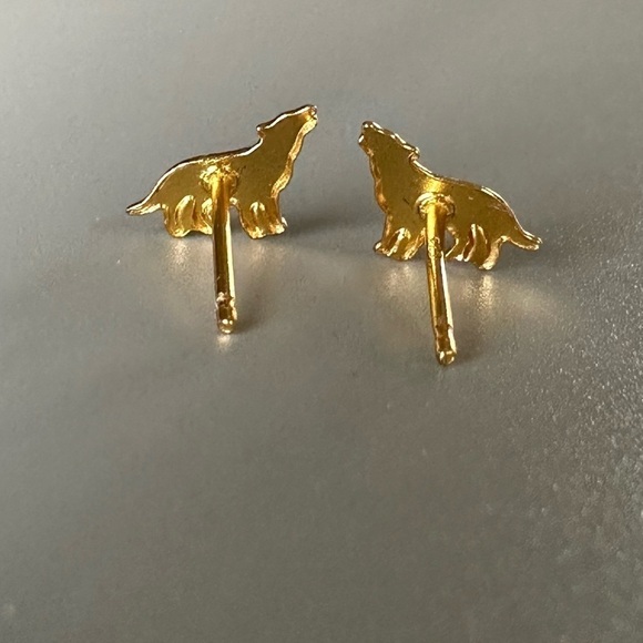 14k Gold Howling Wolf Stud Earrings - Picture 7 of 8